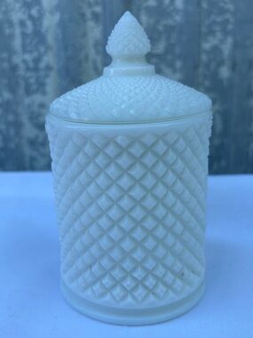 Vintage Westmoreland English Hobnail Milk Glass Jam Jar with Lid